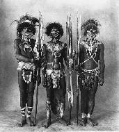 Henganofi warriors (New Guinea)